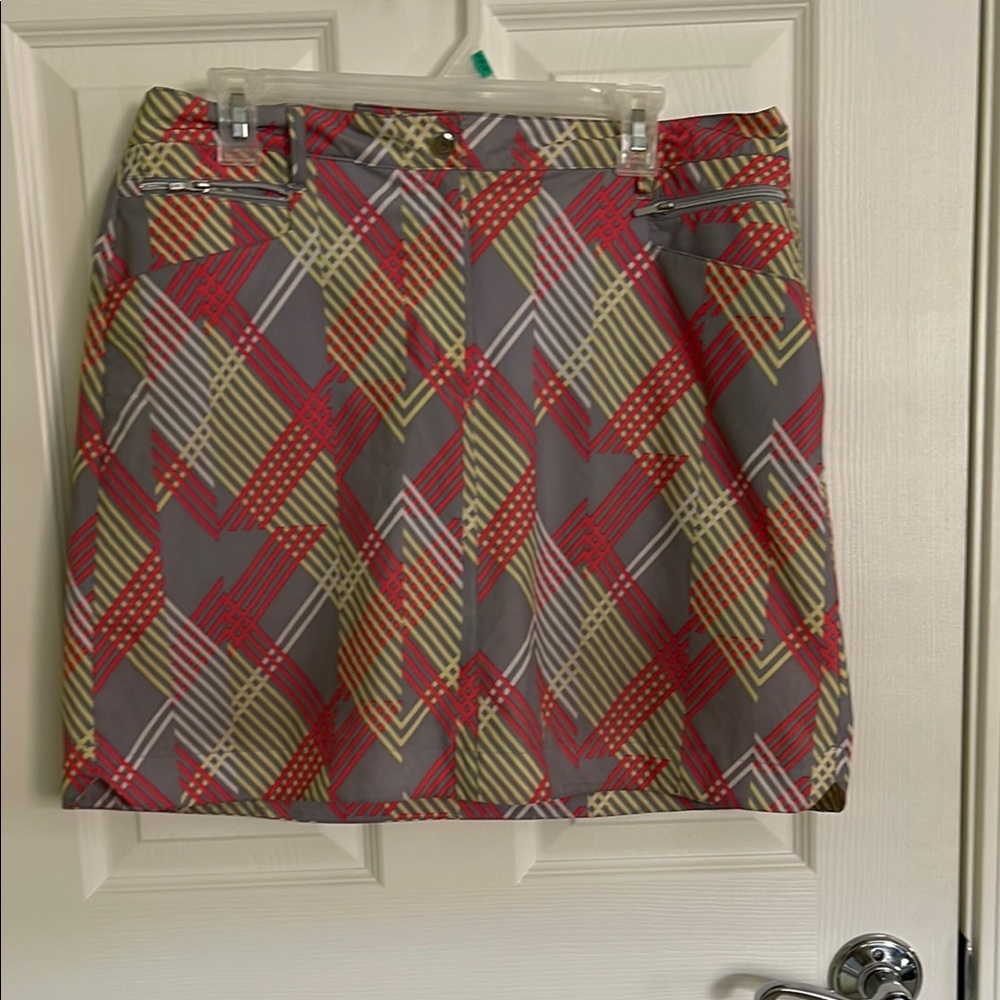 N'vo Women's Golf Skort – Performance & Style on the Course